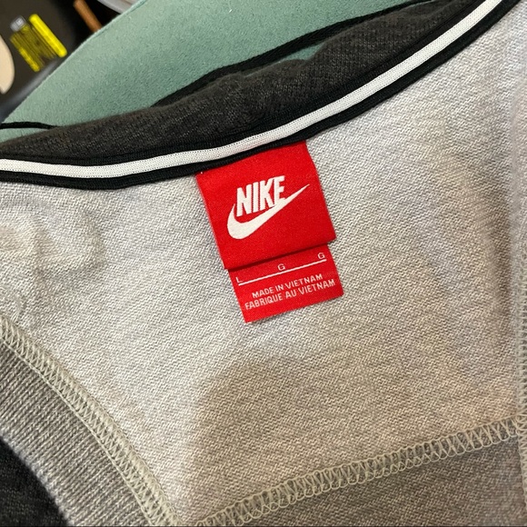 Nike sweater vest - Picture 4 of 4